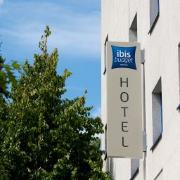 Exterior view Ibis Budget Duisburg City am Innenhafen Fotos