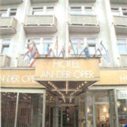 An der Oper Düsseldorf