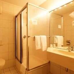 Bathroom Becher Fotos
