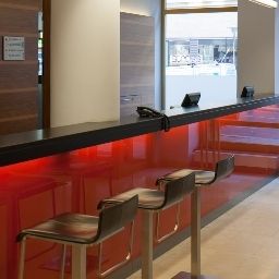 Recepción Austria Trend Hotel Beim Theresianum Fotos
