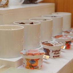 Buffet Waldhotel Unterbach Fotos