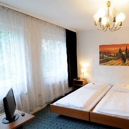 Habitación Waldhotel Unterbach Fotos