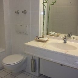 Ванная relexa hotel Airport Düsseldorf-Ratingen Fotos