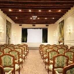 Conference room Villa Michelangelo Fotos