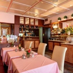 Frühstücksraum im Restaurant Heldt Fotos