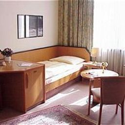 Camera Centralhotel Garni Fotos