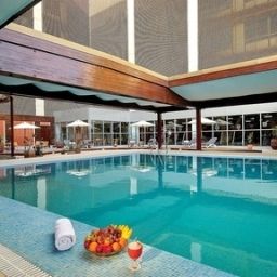 Pool Riyadh Radisson Blu Hotel Fotos