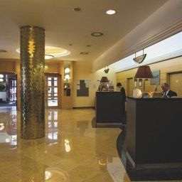 Hall Radisson BLU Béke Fotos