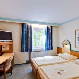  Crombach Parkhotel Fotos