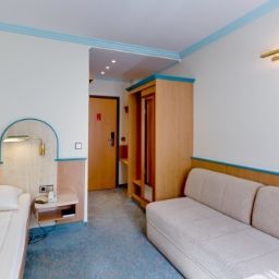  Crombach Parkhotel Fotos