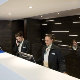 Halle Holiday Inn SOUTHAMPTON Fotos