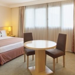 Room Holiday Inn CALAIS Fotos