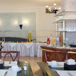 Buffet NH Ravenna Fotos