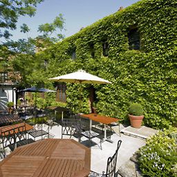 Sala de desayuno en el restaurante Mercure Stratford-upon-Avon Shakespeare Hotel Fotos
