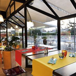 Salle du petit-déjeuner située dans le restaurant ibis Styles Avignon Sud (ex all seasons) Fotos