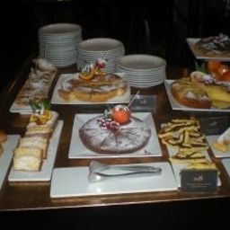 Буфет DuoMo hotel Fotos