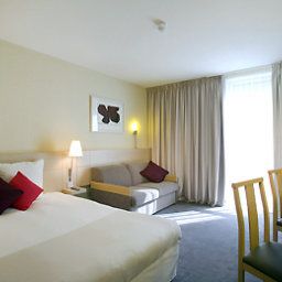 Habitación Novotel Stevenage Fotos