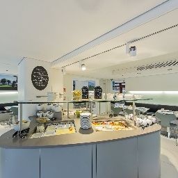 Буфет Berliner Hof Fotos