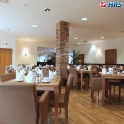 Breakfast room within restaurant TRYP by Wyndham Fotos