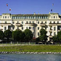 Exterior view Sacher Salzburg Fotos