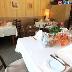 Breakfast room within restaurant Haus Waldesruh Fotos