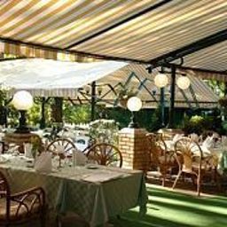 Терраса Danubius Grand Margitsziget Fotos