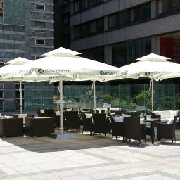 Terrasse Hilton Innsbruck Fotos