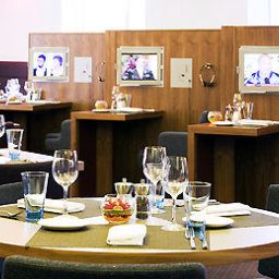 Sala śniadaniowa w restauracji Novotel Birmingham Airport Fotos