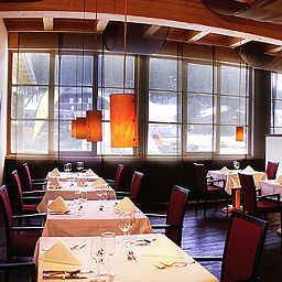 Breakfast room within restaurant Falkensteiner Hotel Cristallo Fotos