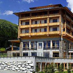 Exterior view Falkensteiner Hotel Cristallo Fotos