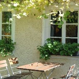 Terrasse Martinshof Landhotel Fotos