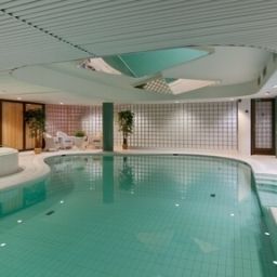 Pool Holiday Inn OULU Fotos
