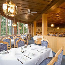 Breakfast room within restaurant Sonnenhotel Wolfshof Fotos