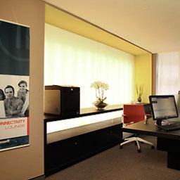  Pullman Stuttgart Fontana Fotos
