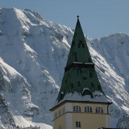 Vista esterna Schloss Elmau - Cultural Hideaway & Luxury Spa Fotos