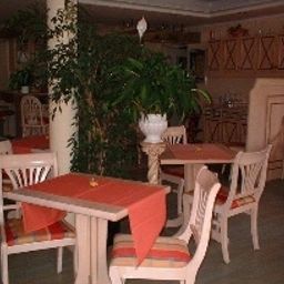 Sala colazione nel ristorante Résidence Fotos