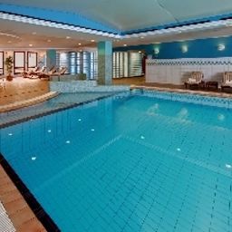 Pool Hilton Dresden Fotos