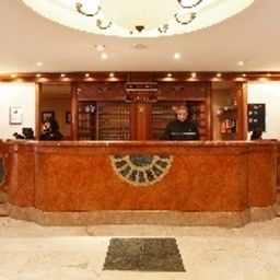 Reception NH Hotel du Grand Sablon Fotos
