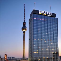 Widok zewnętrzny Park Inn by Radisson Alexanderplatz Fotos