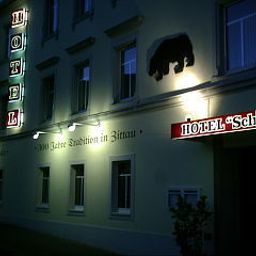 Exterior view Schwarzer Bär Fotos