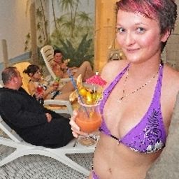 Alexandra Fotos
