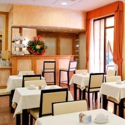 Salle du petit-déjeuner Novo Hotel Rossi Fotos