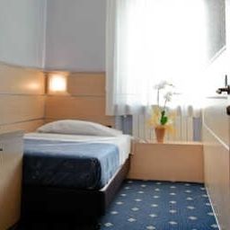  Novo Hotel Rossi Fotos