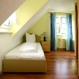 Zimmer Krone Fotos