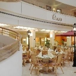 Breakfast room within restaurant Iris Congress Fotos