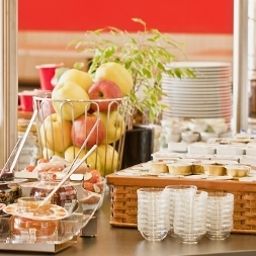 Buffet ibis budget Freiburg Süd Fotos