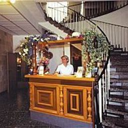 Halle Schloßpark-Hotel Hof von Oldenburg Fotos