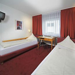 Chambre Central Garni Fotos