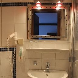 Cuarto de baño zum Schildhauer Land-gut-Hotel Fotos