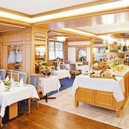 Breakfast room within restaurant Filser Fotos